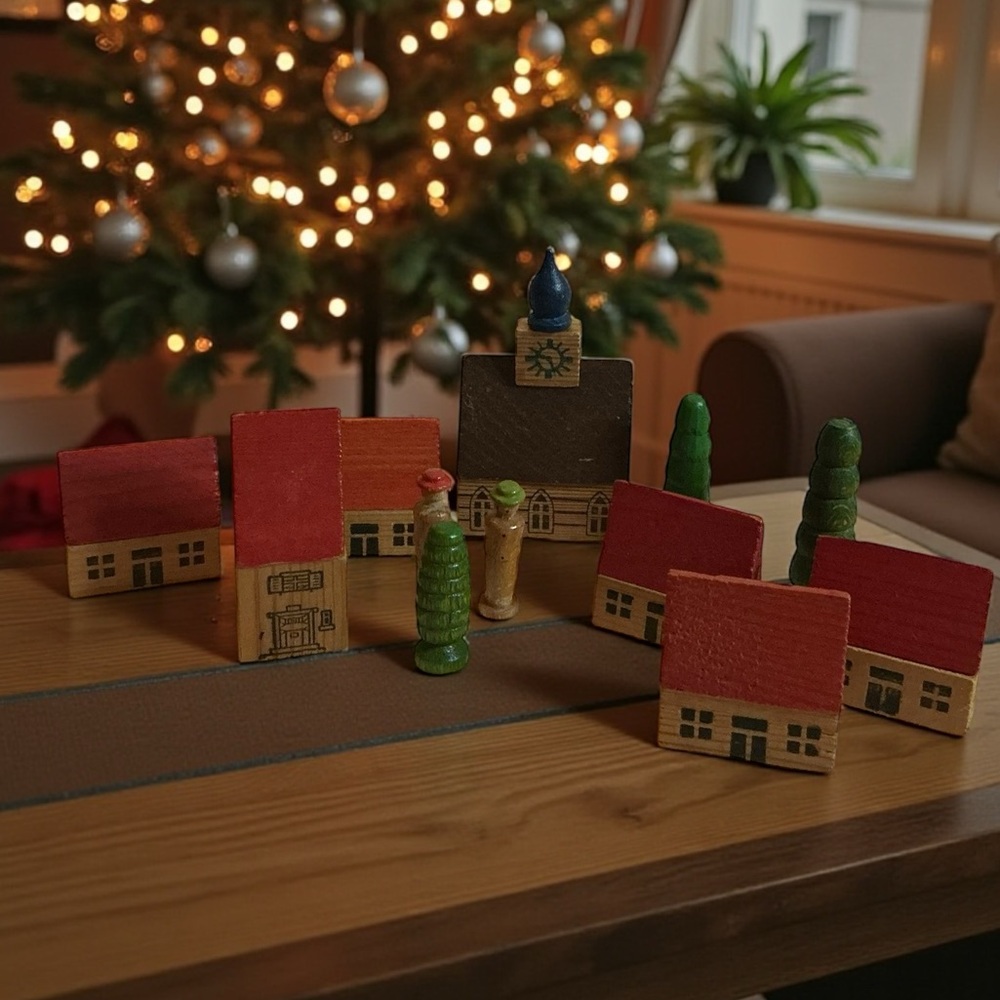 German Erzgebirge Miniature Wooden Village Vintage